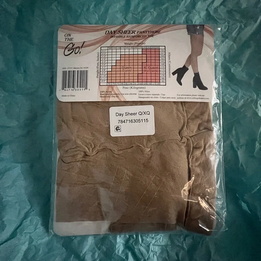 On The Go Day Sheer Pantyhose Nude Size Queen Invisible Reinforced Toe Hosiery